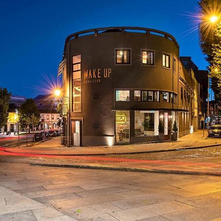 Wake Up Famalicao Aparthotel Vila Nova de Famalicão Екстериор снимка