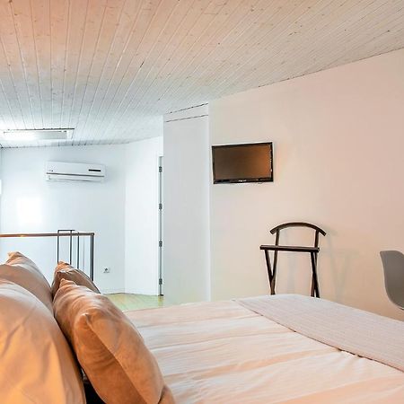 Wake Up Famalicao Aparthotel Vila Nova de Famalicão Екстериор снимка